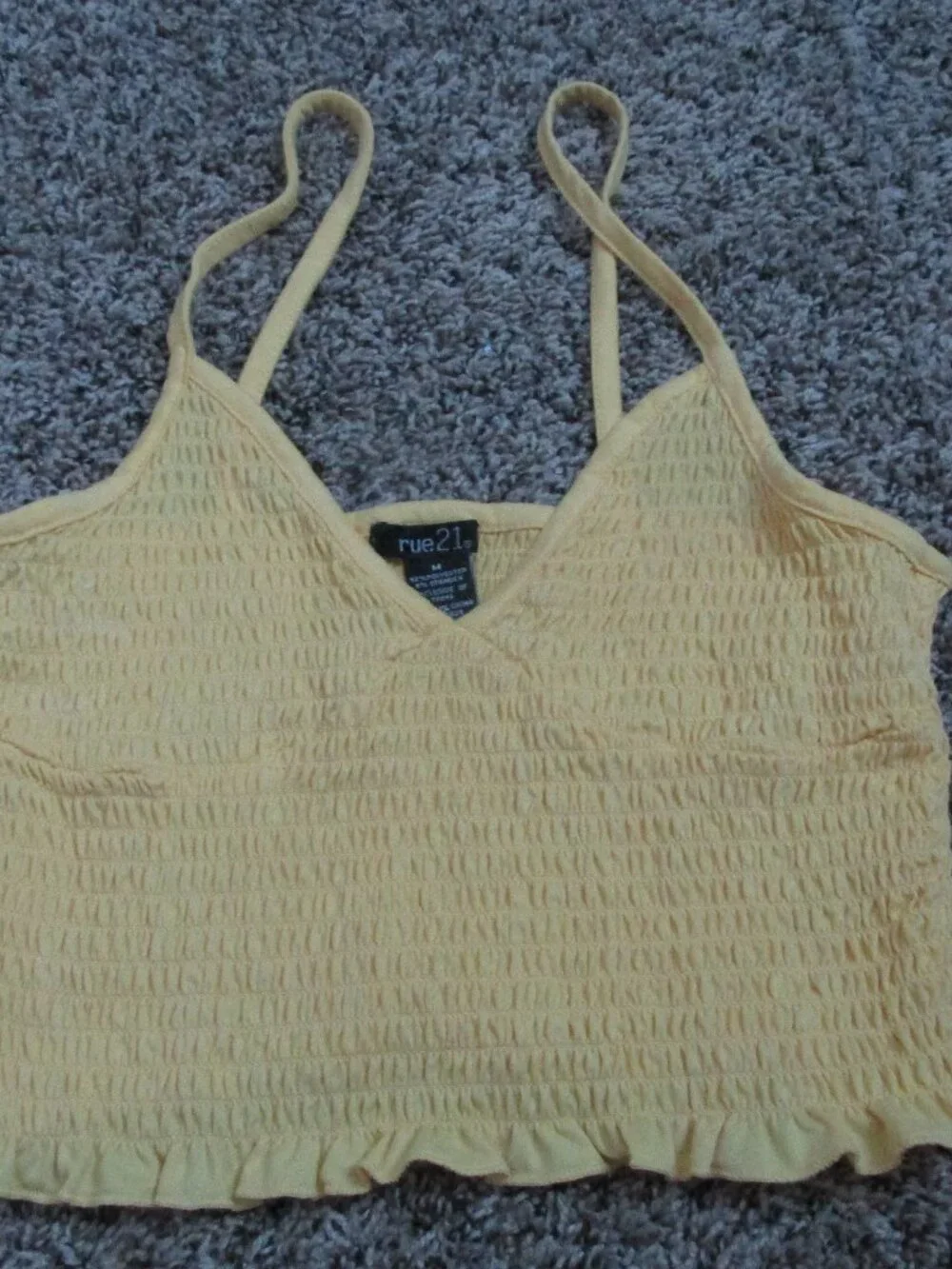 Rue21 Crop Top Pullover Belly Smocked Tank Top Shirt Womens Medium Yellow V Neck
